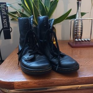 Dr. Martens Stratford Floral Boots